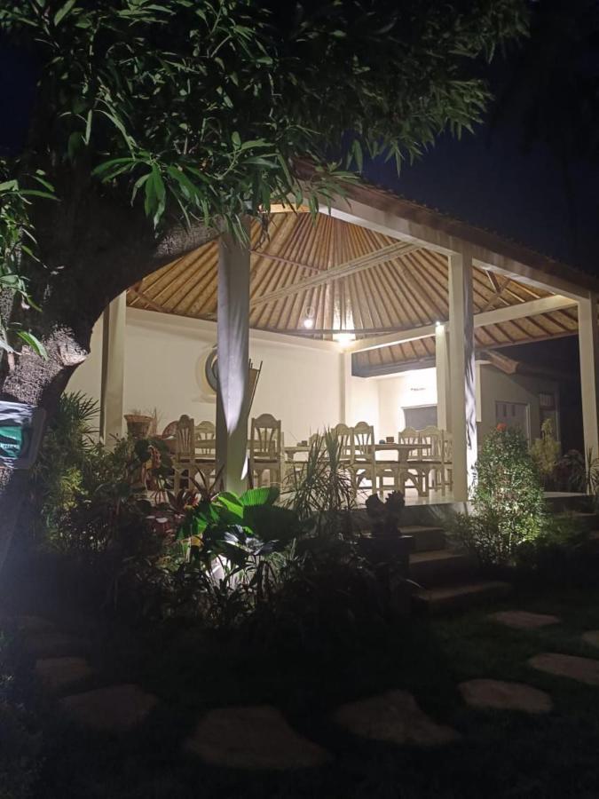 Utama Villas Beach Front Candidasa Exterior photo